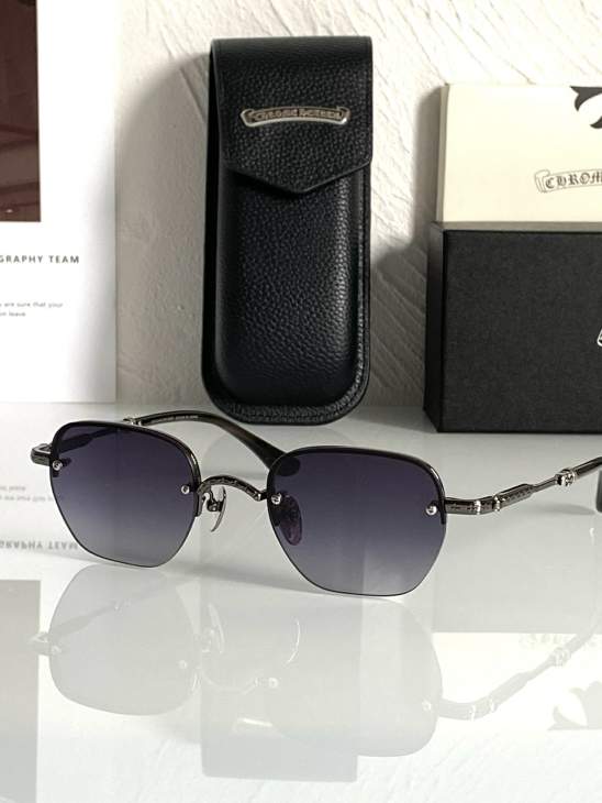 Picture of Chrome Hearts Sunglasses _SKUfw73376573fw